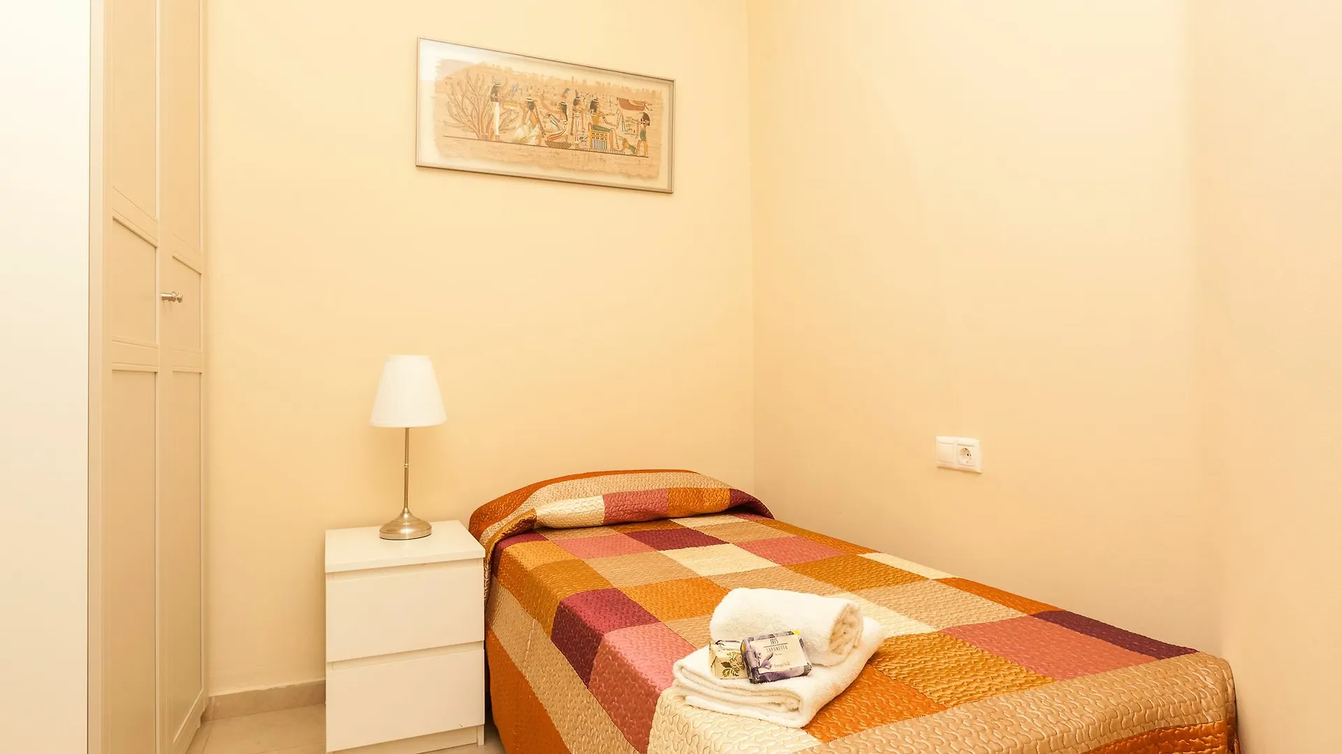 巴塞罗那Comfy Corner 32公寓 0*, 巴塞罗那