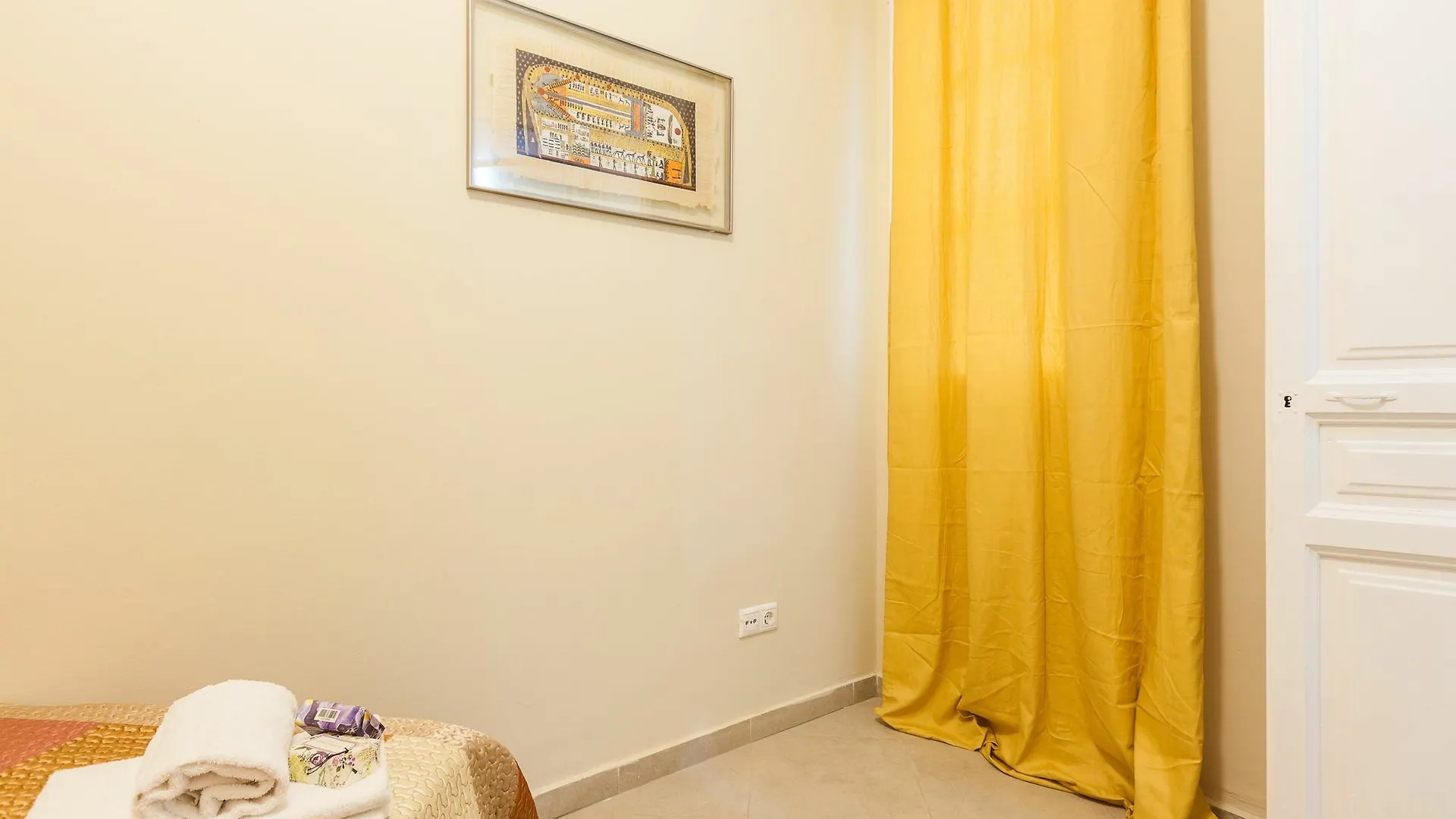 Апартаменты Comfy Corner 32 Барселона